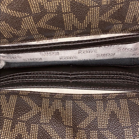 Michael Kors Satchel - Picture 5 of 6